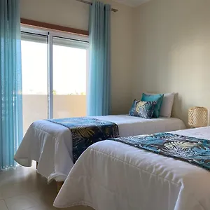 Apartamento T2 Com Piscina Em Conceição E De